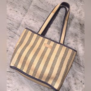 Kenneth Cole Reaction Light Blue Tan Striped Straw Wicker Woven Coastal Handbag